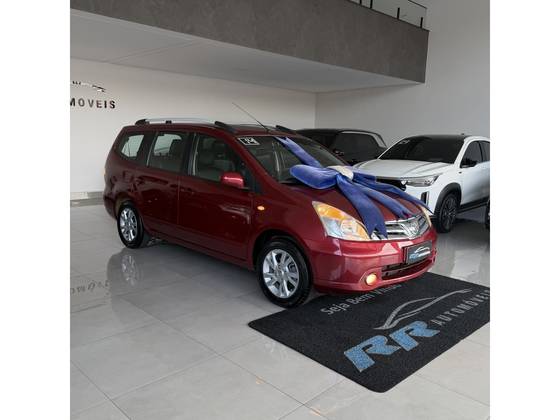 NISSAN GRAND LIVINA 1.8 SL 16V FLEX 4P AUTOMÁTICO NISSAN GRAND LIVINA 1.8 SL 16V FLEX 4P AUTOMÁTICO